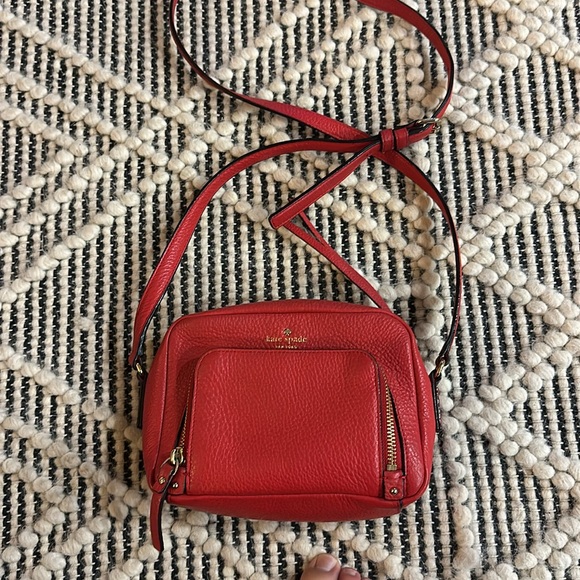 🎉🎉 PRICE DROP Kate Spade Cobble Hill Mini Rosie - Picture 2 of 10